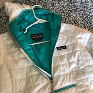 Patagonia puff jacket